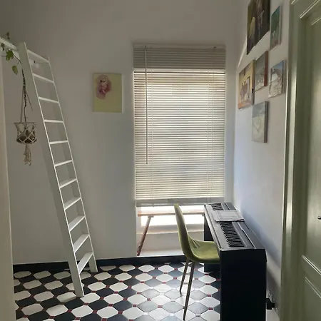 Otto's House *